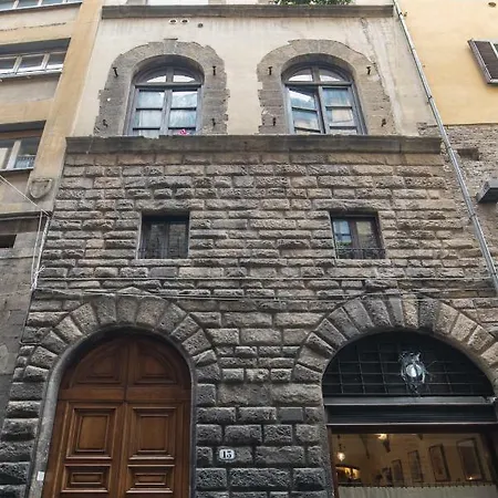 J's Borgo San Jacopo * فلورنس