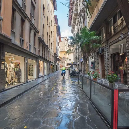 J's Borgo San Jacopo شقة فلورنس